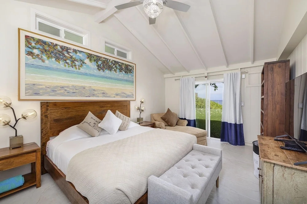 Sea Turtle Ranch 4 Bedroom Home by RedAwning