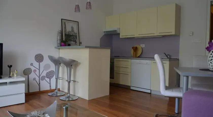 Apartment Little Square 155