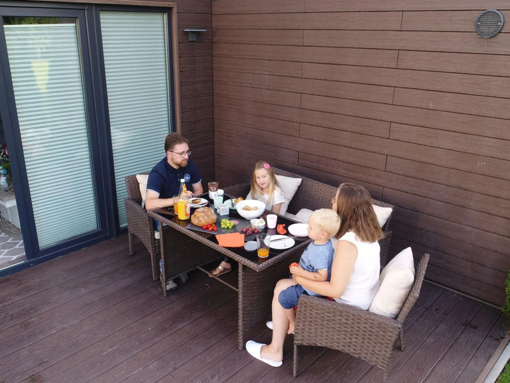 Geräumiges Ferienhaus in Damp in Strandnähe