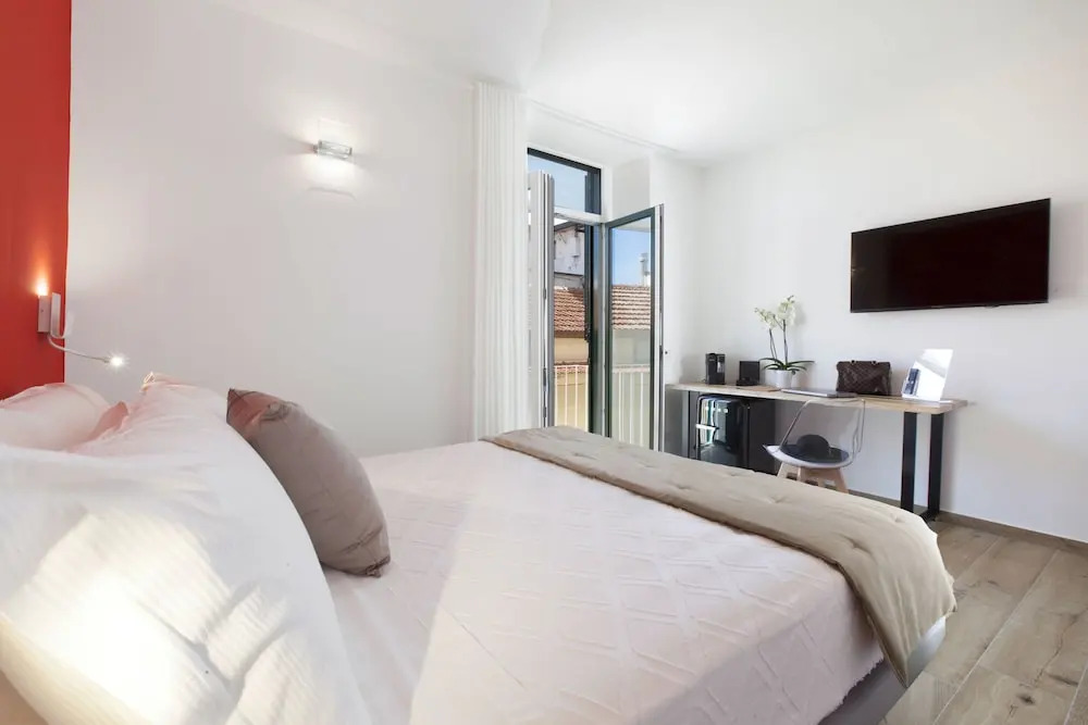 YourHome - Lidia Rooms & Suites