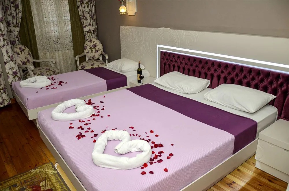 Omer Hayyam Suites
