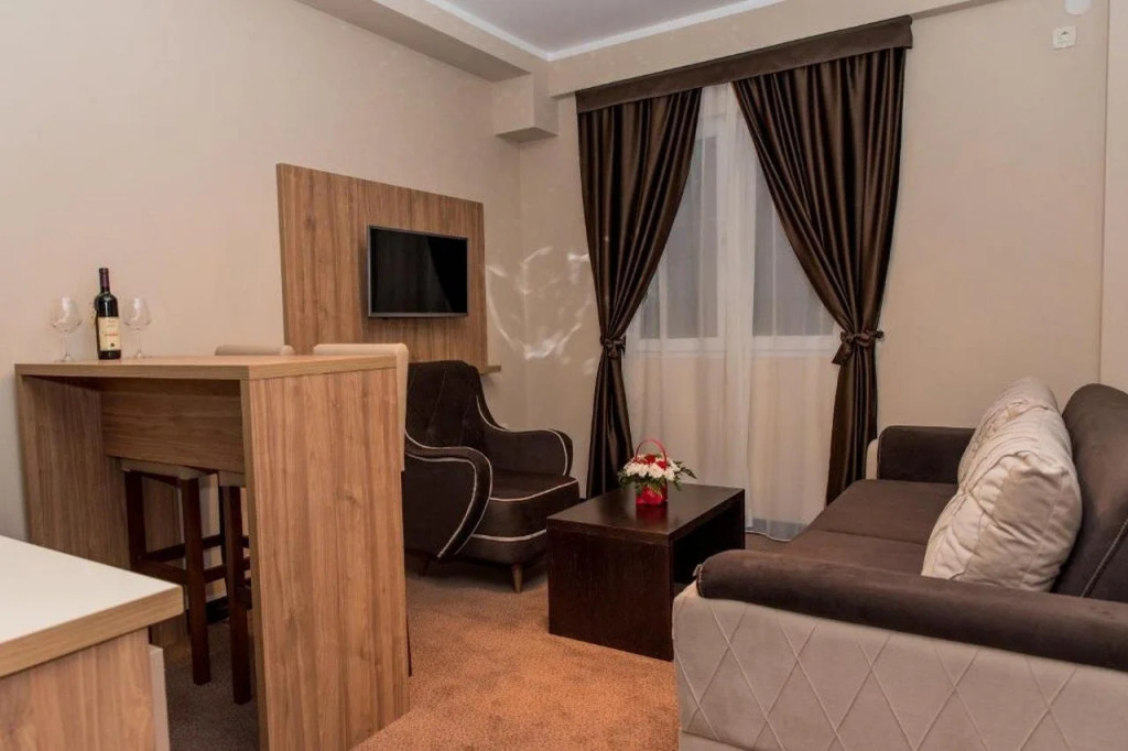Hotel Crnogorska Kuća