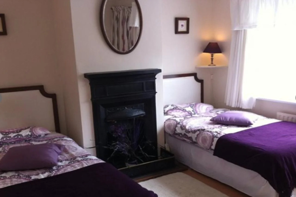 Sea Breeze Bed and Breakfast