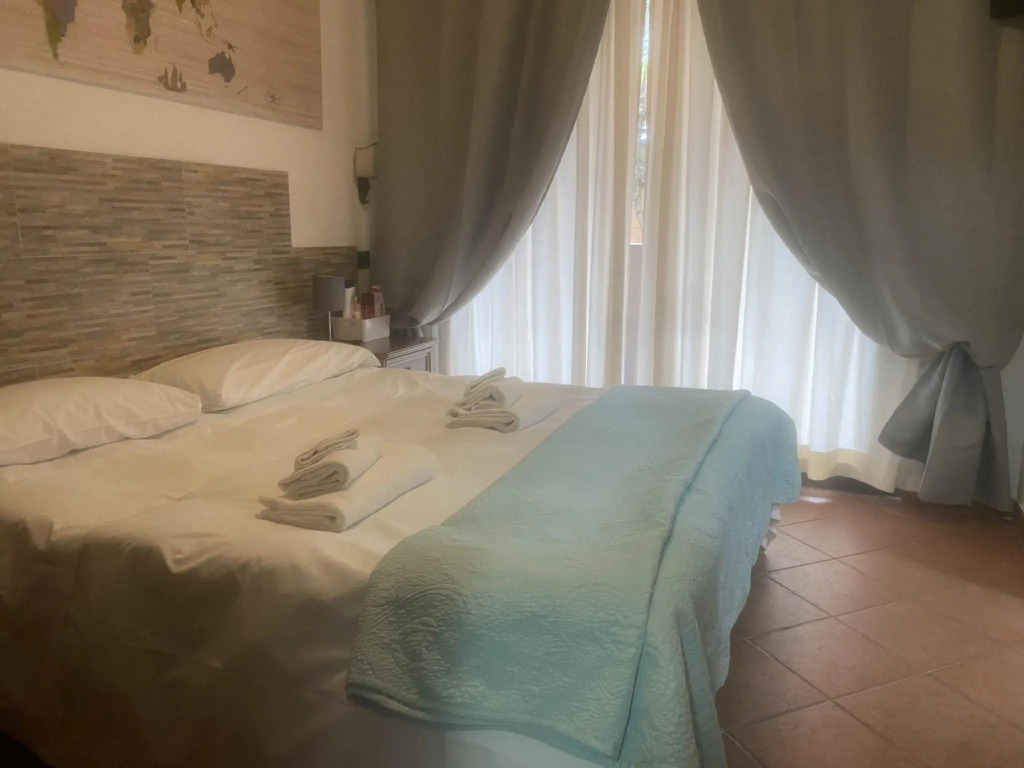 EURO HOUSE INN airport