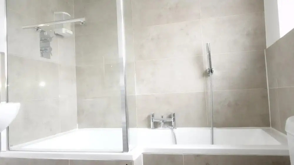 Private Rooms-Private Bathrooms-Near Airport- CABIN CREW paradise
