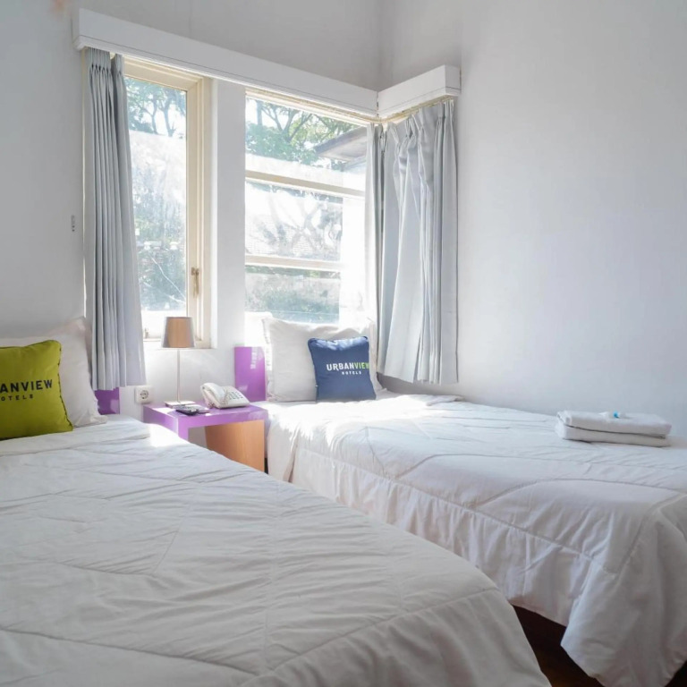 Urbanview Hotel FiFFa Kauman Malang