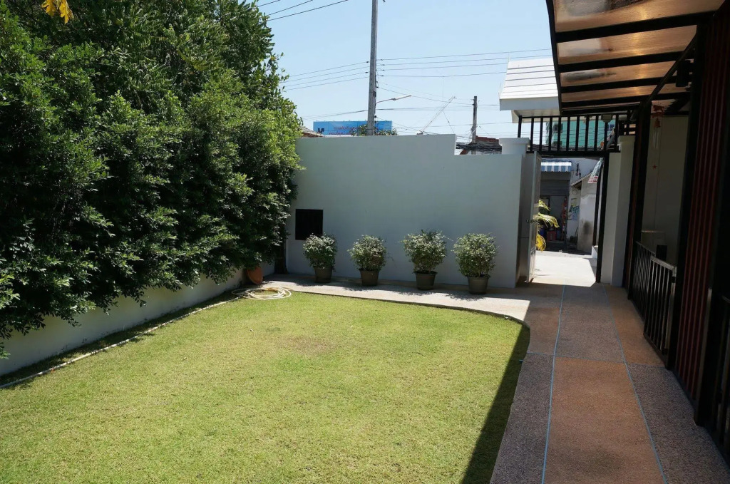 N P House Hua Hin