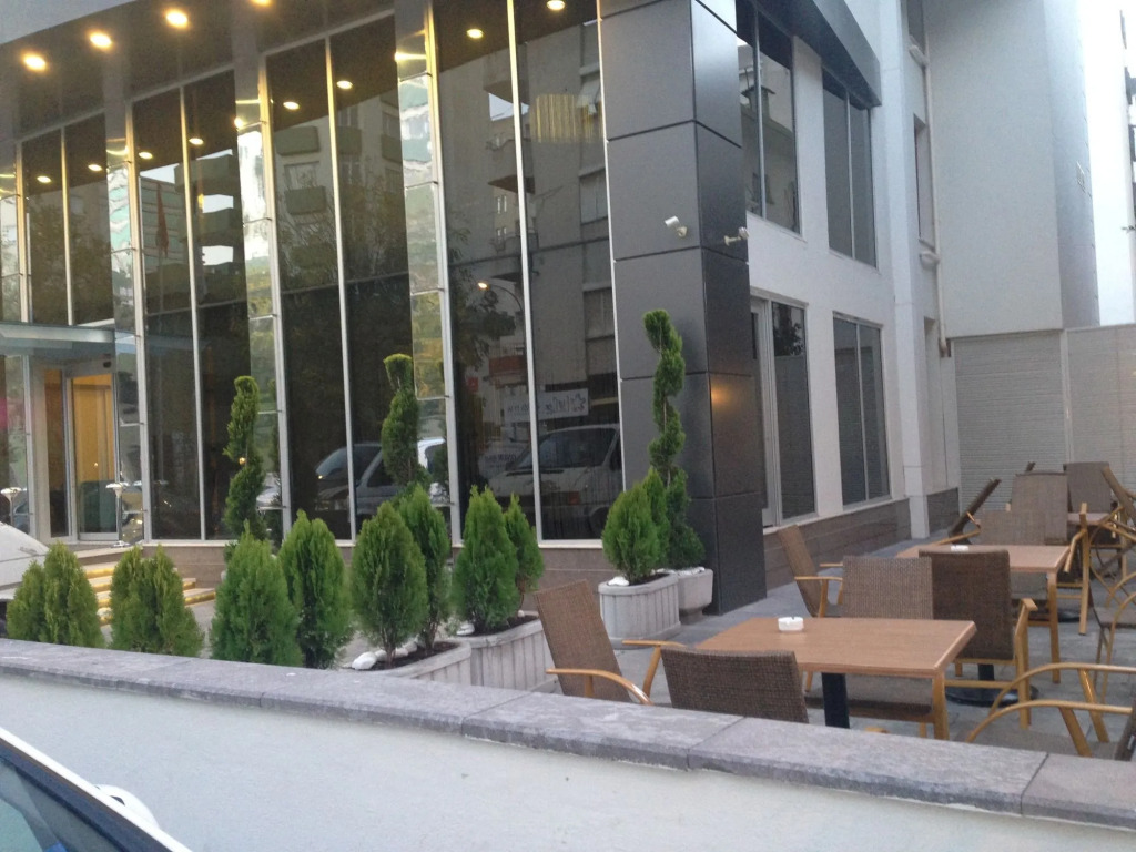 Centrum Business Hotel