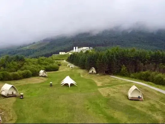 Jiuzhaigou Yunfengli International Outdoor Camp