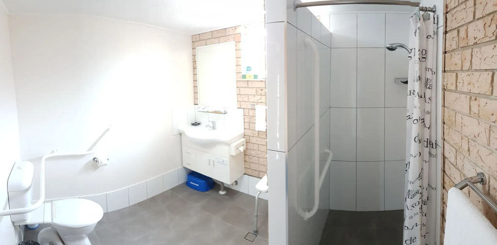 Kennedy Drive Boutique Motel & Nursery- Close To City Centre & Airport