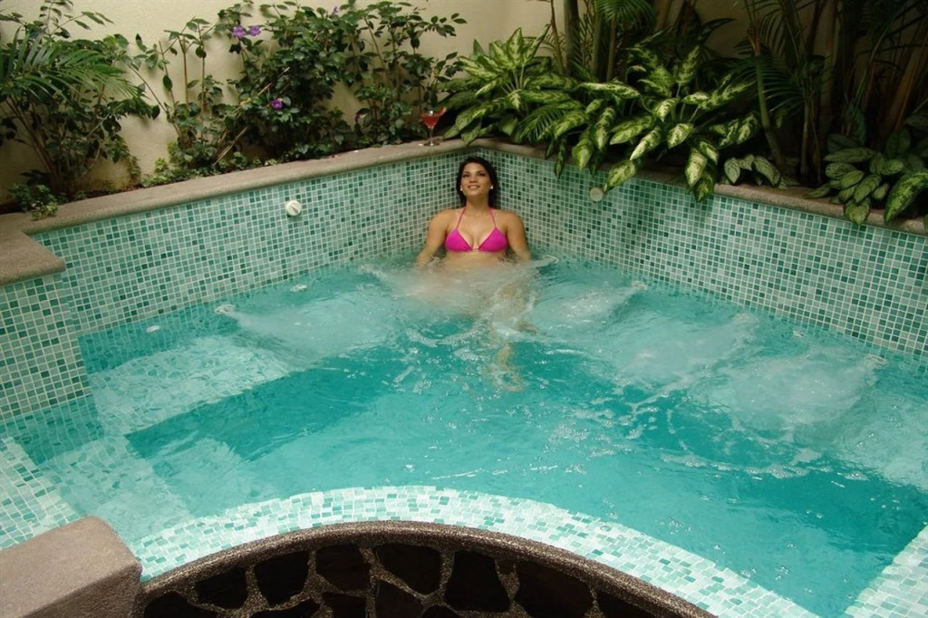 Rincon del Valle Hotel & Suites