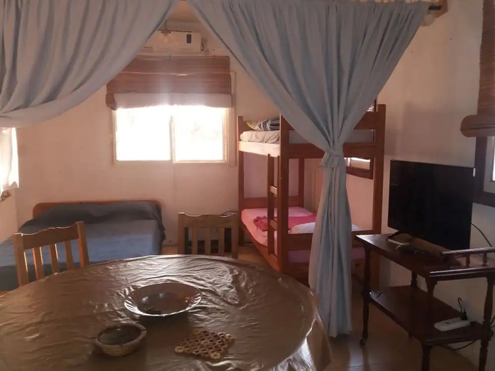El Cedro Apartments