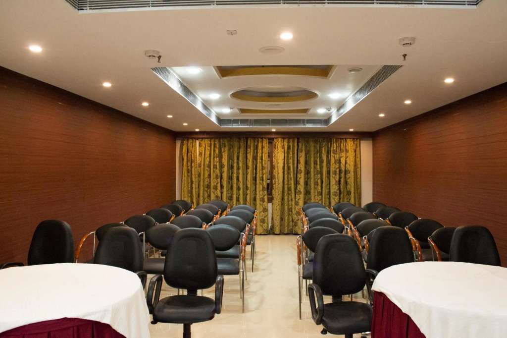 OYO Premium Nayapalli IRC Village