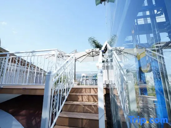 Xishuangbanna Jinghong Danrui Lanzhu Light Luxury Homestay