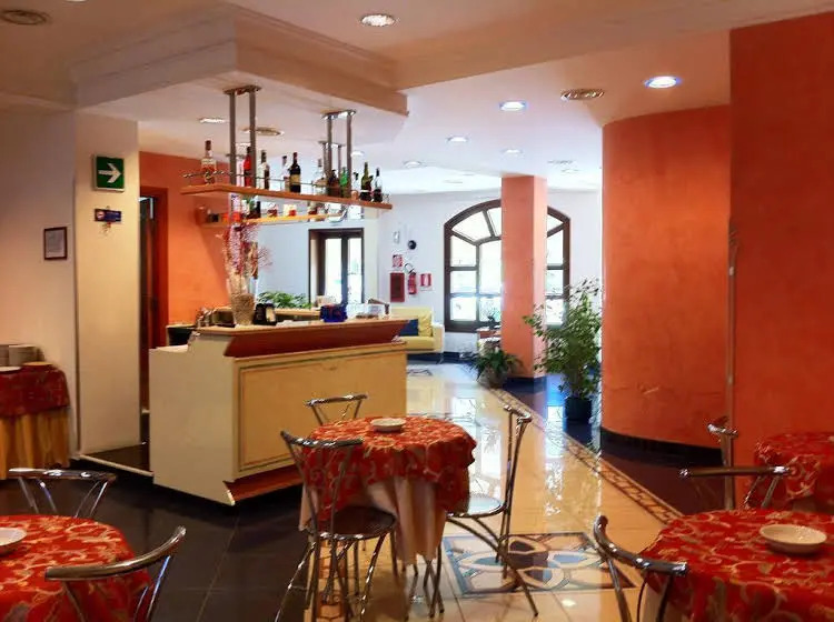 Helios Hotel