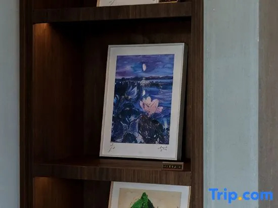 Lizhuang Moonlight Field Xinghexing Art-themed Homestay