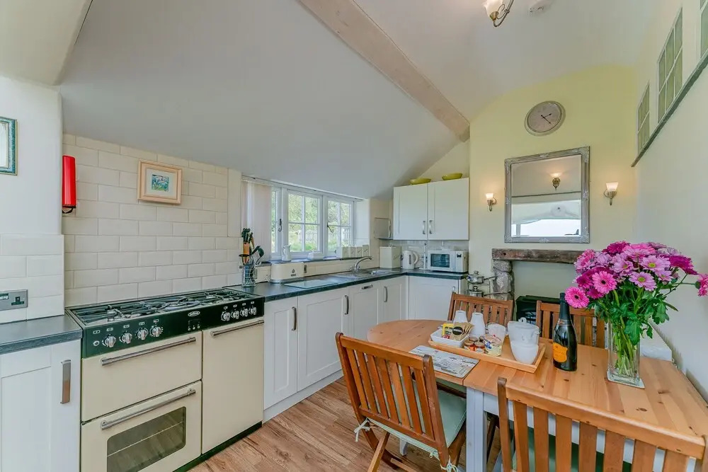 Crown Cottage