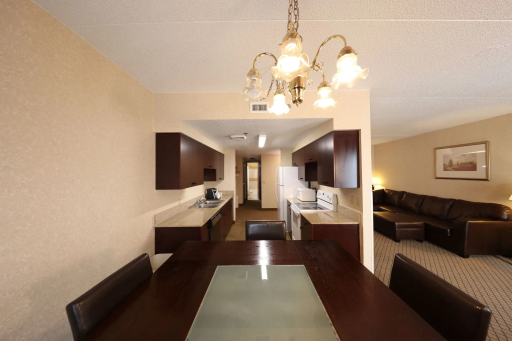 Holiday Inn Express Grand Rapids Airport North by IHG