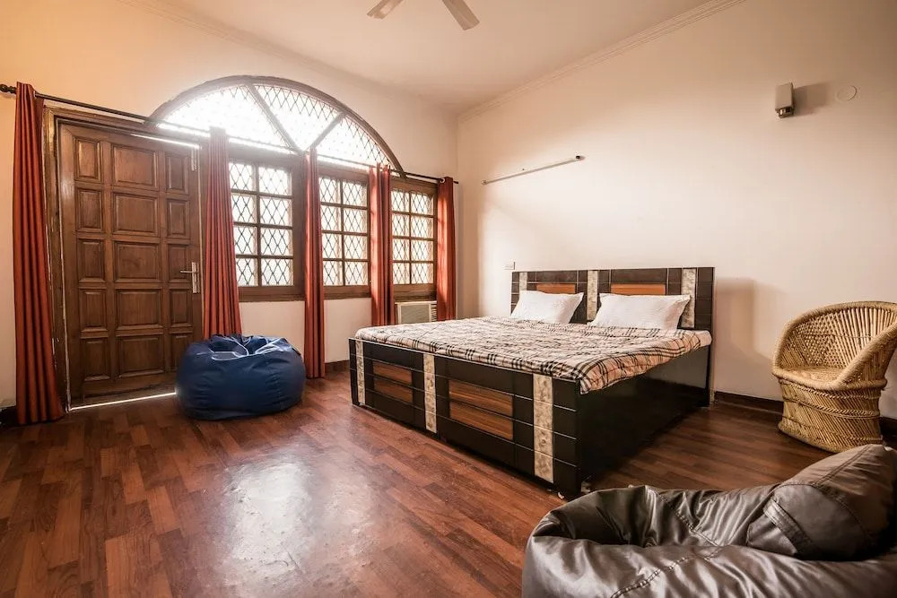Bunkin Hostel