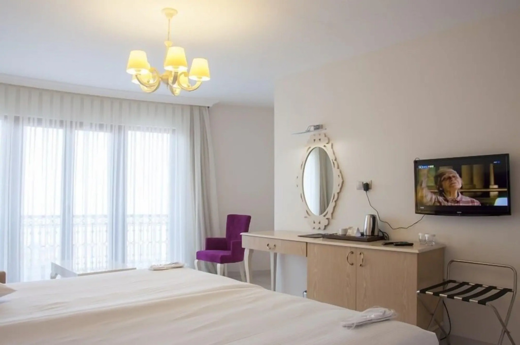 Motali Life Hotel