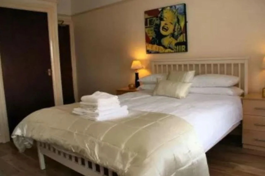 Ullet Suites