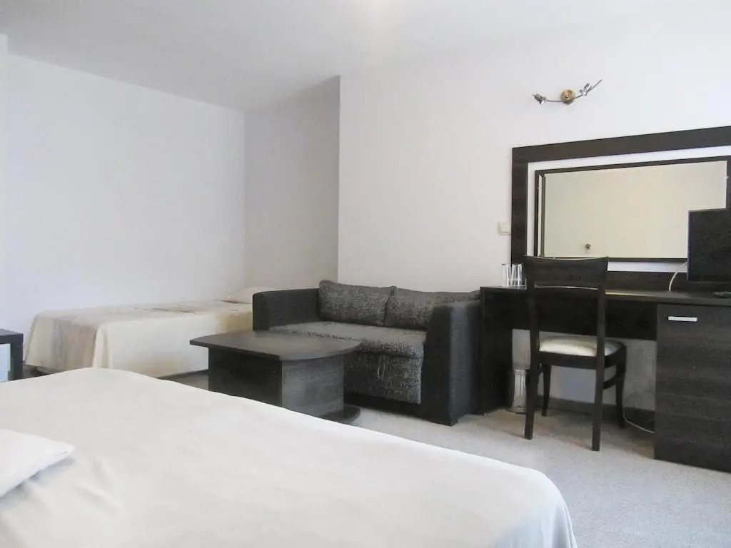 Meteor Family Hotel