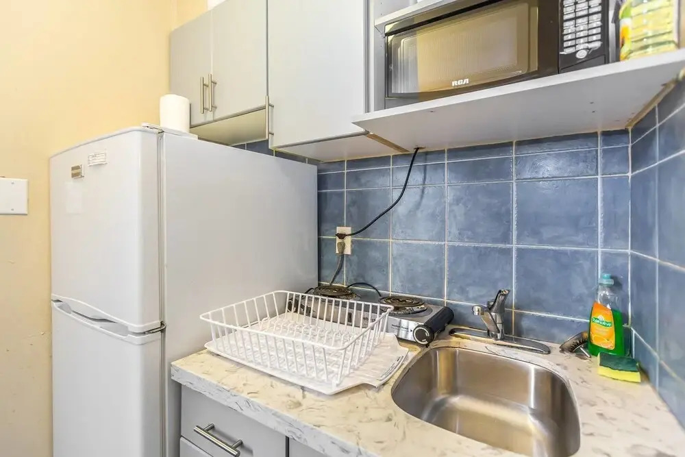 New! Budget Friendly Stay in Downtown