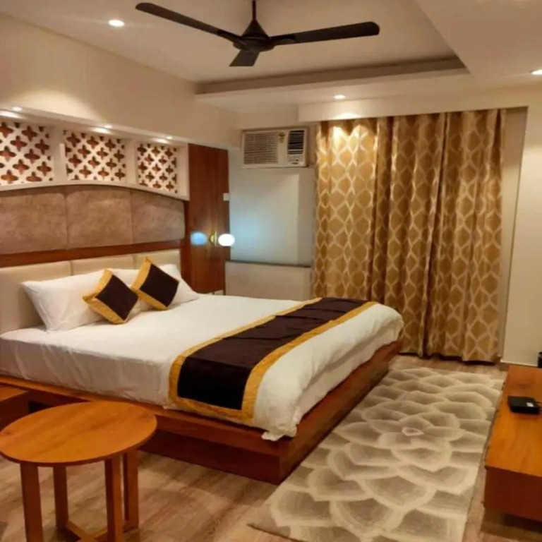 Hotel Joylife- Chotu Ram Chowk Rohtak Haryana