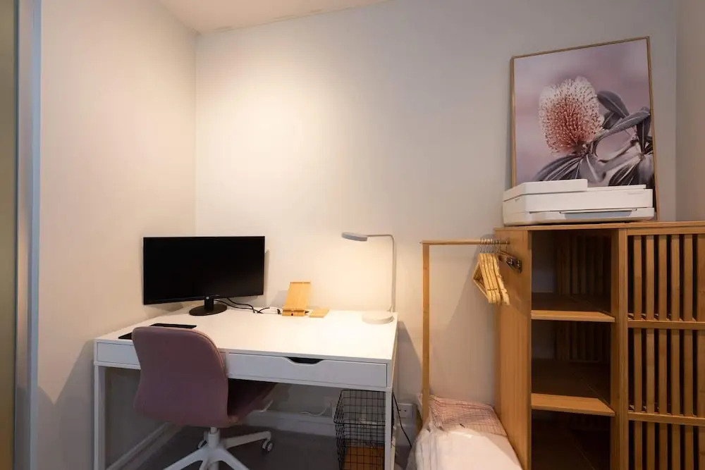 2-bed in South Melbourne w/ Beautiful City Views