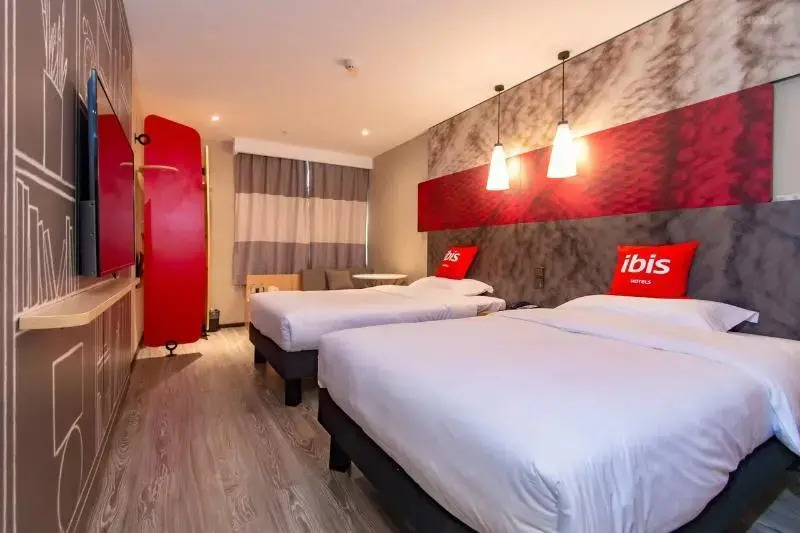 ibis Wuxi Taihu Square Metro Station Hotel