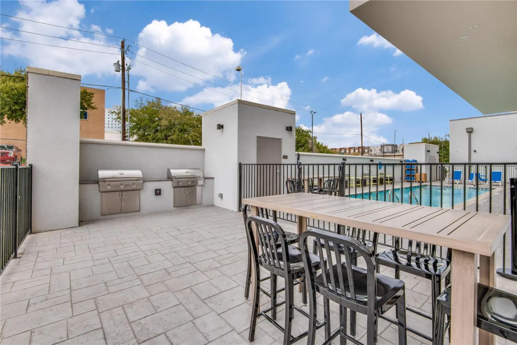 Home2 Suites By Hilton Dallas Medical District Lovefield, Tx
