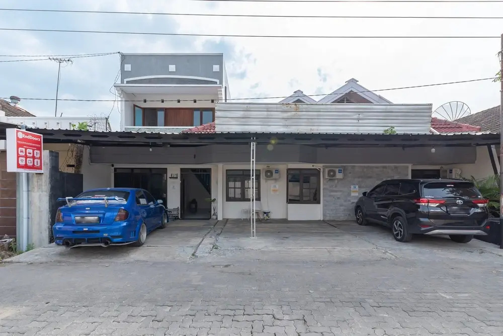 RedDoorz at Anjasmoro Guest House near Bandara Ahmad Yani Semarang