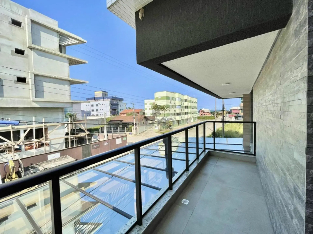 180 - Lindo apartamento com 02 suítes em Mariscal