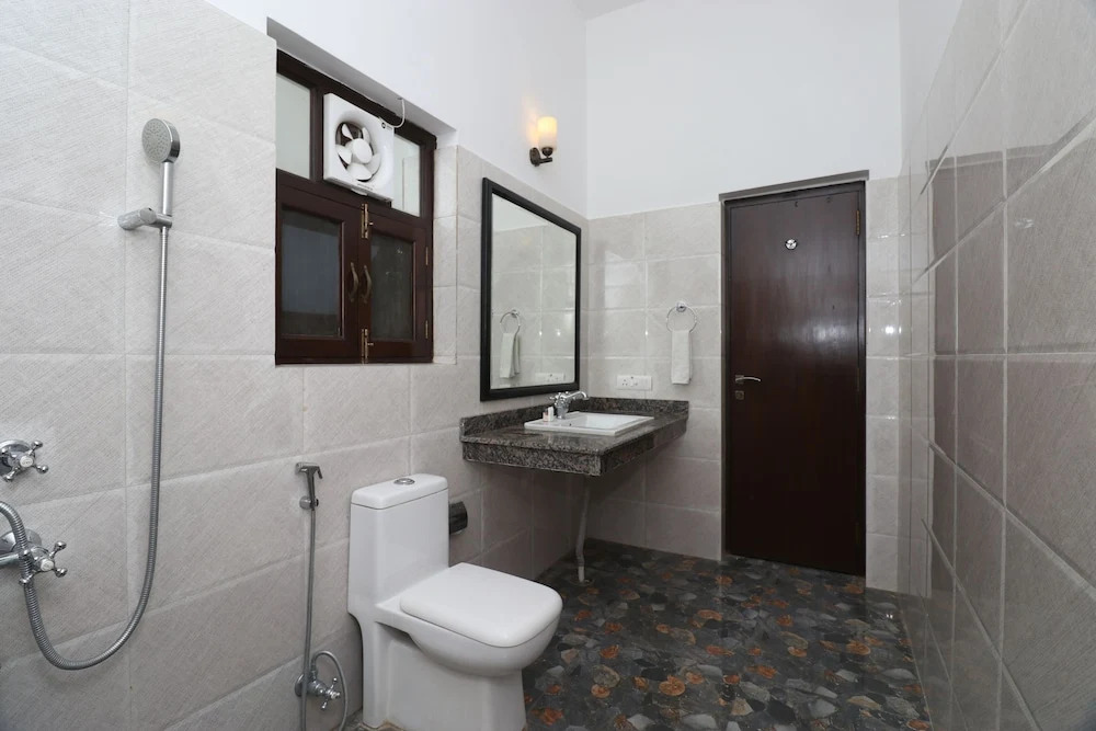 Corbett Comfort Lodge
