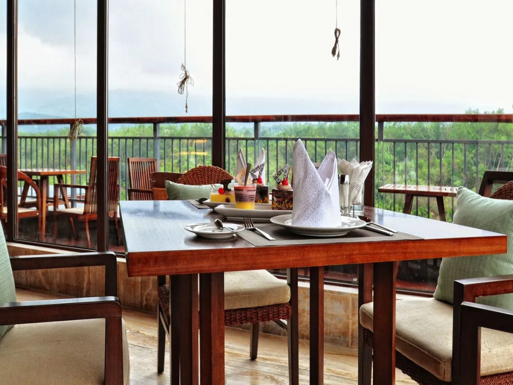 Hainan Mount Qixian Tang Hotel