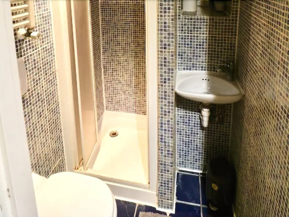 HFS Studio Next To Hydepark L15