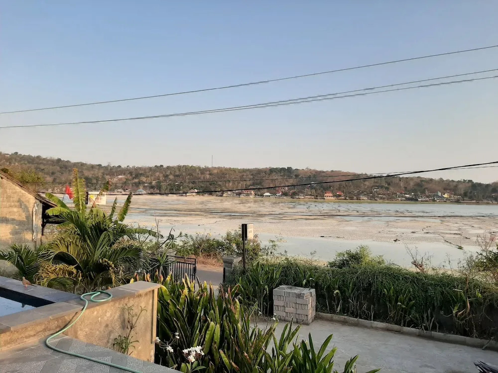 Kusuma Abiakta Sea Side Lembongan