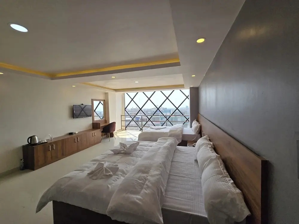 Hotel Kavaana Bardibas