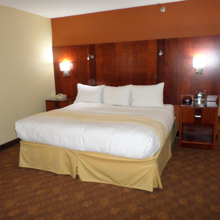 Radisson Akron-Fairlawn Copley