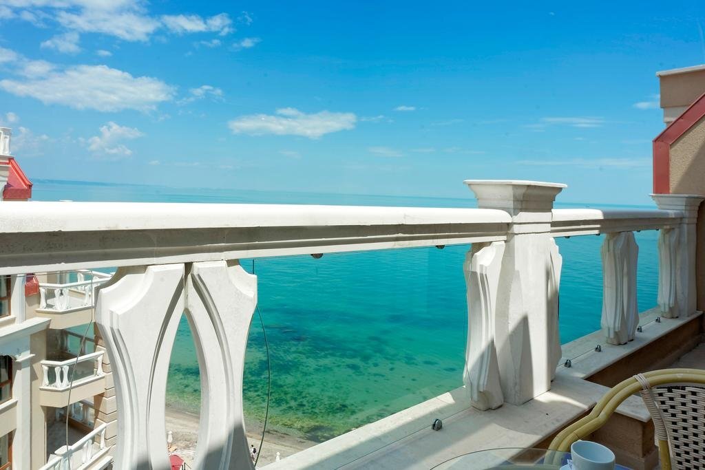 La Mer Residence