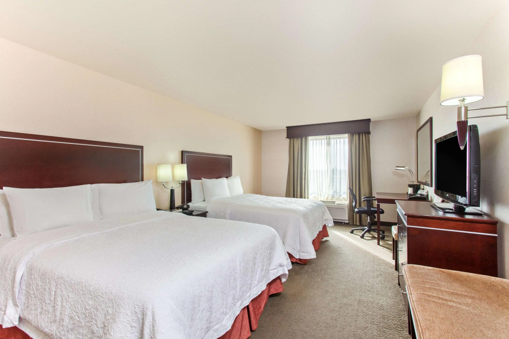Hampton Inn and Suites Roseville