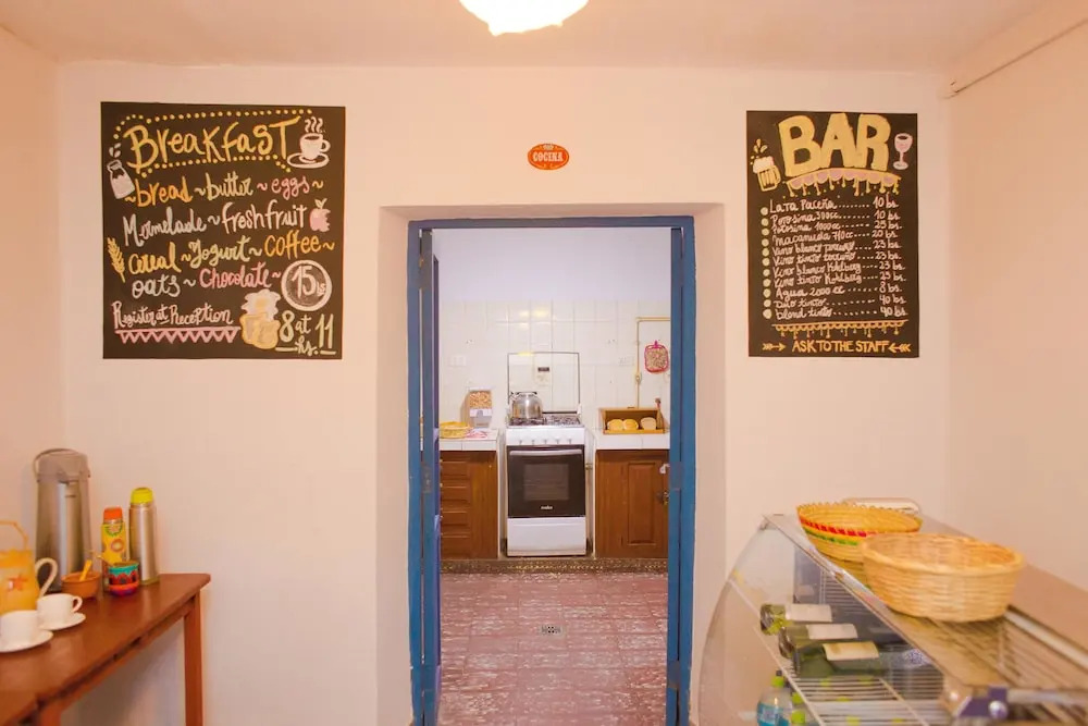 Casa Blanca Hostel