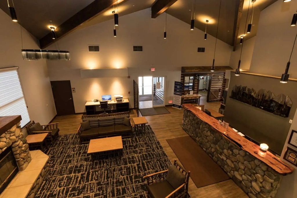Best Western Sawtooth Inn and Suites