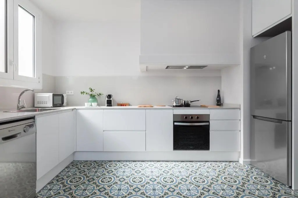 6 Dormitorios En Apartamento Modernista En El Corazon de Barcelona