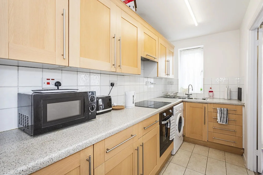 ASH Cosy Apartments 2 - Codling Close