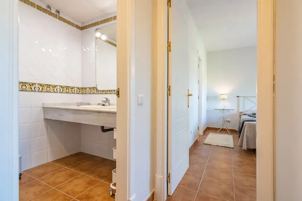 Golf & Riverside Apartment in Isla Canela
