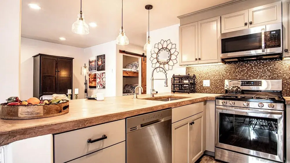 Sun Valley Condo 123
