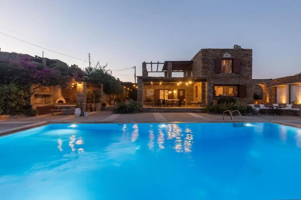 Villa Myrto, breathtaking Aegean view, 5' from Koundouros beach