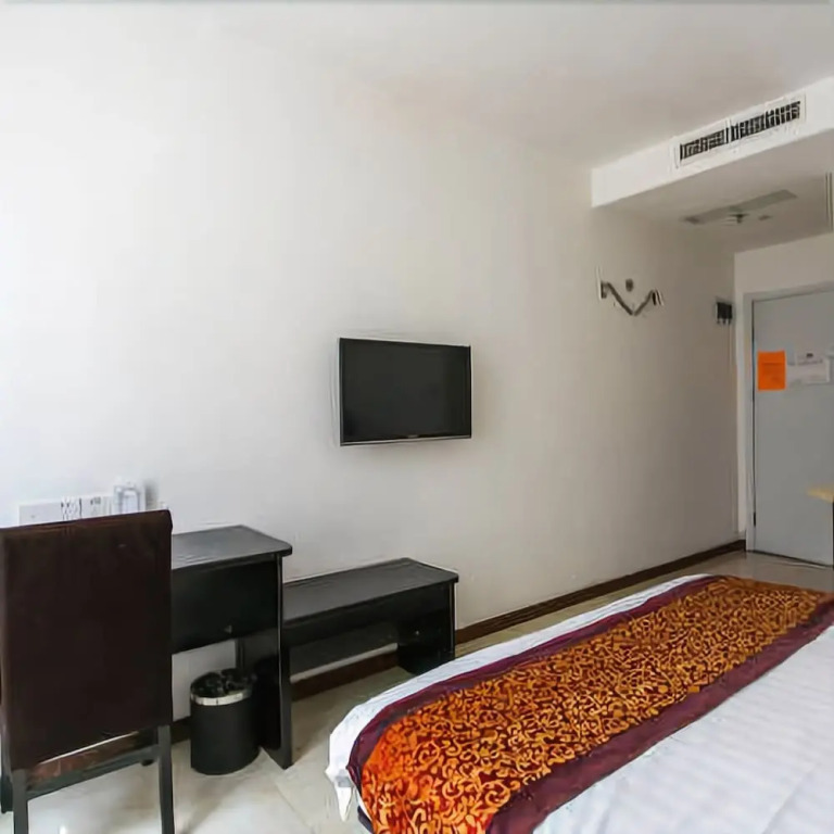 Super 8 Hotel