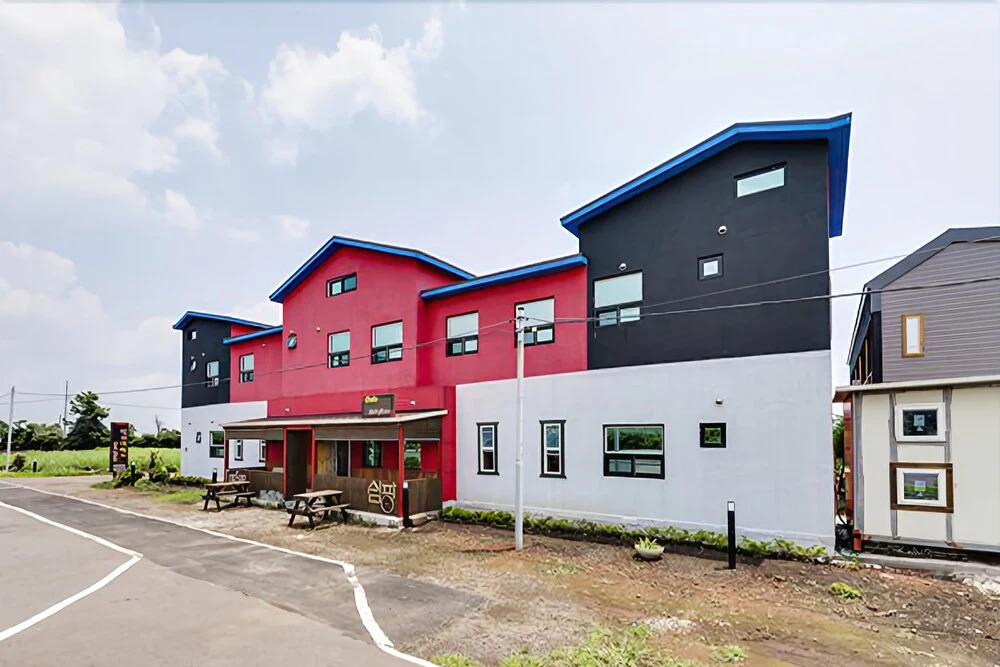 Seogwipo Red Piano Pension